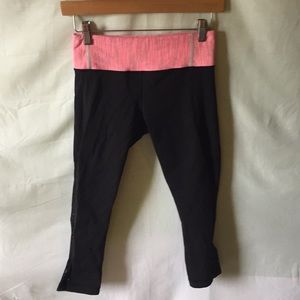 CLOSET CLEAN OUT • Pink Lululemon Leggings